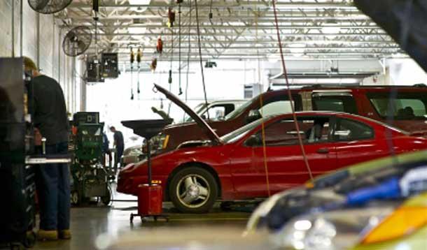 Noun, a car repair shop | car repair shops . Tell-Tale Signs That Itâs Time to Visit the Auto Repair Shop | Kevin's