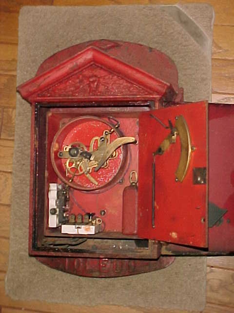 Buchen sie ab sofort günstige mietwagen in new york city auf hertz. Early NYC Corner Gamewell Fire Alarm Box Â« Obnoxious Antiques