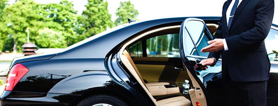 Cheap Car Service Near Me - Town Car Service to Airport, Corporate