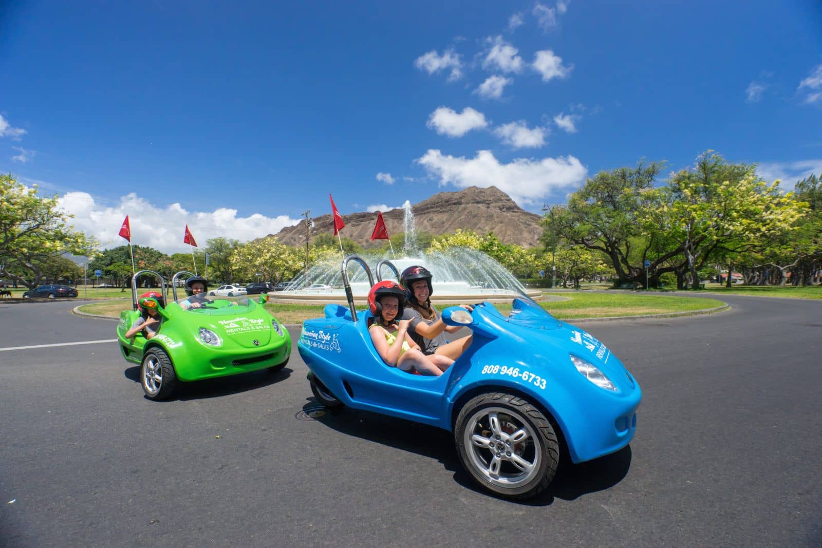 Two Person Moped Rentals in Waikiki Hawaii Scoot Coupe | Car rental