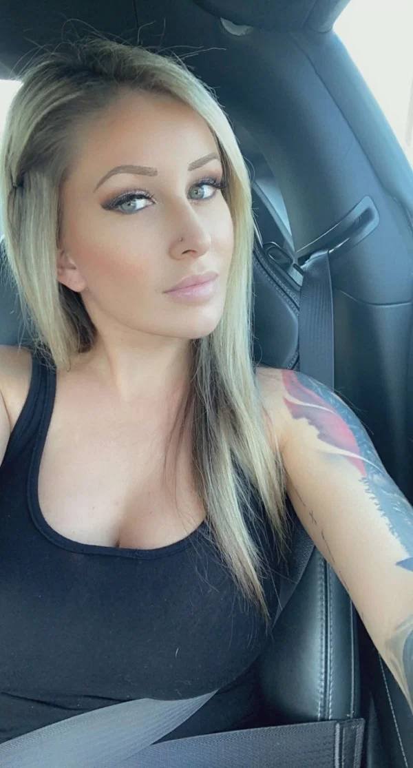 Also shop for automobiles, parts & accessories at best prices on aliexpress! Hot Car Selfies (45 pics)