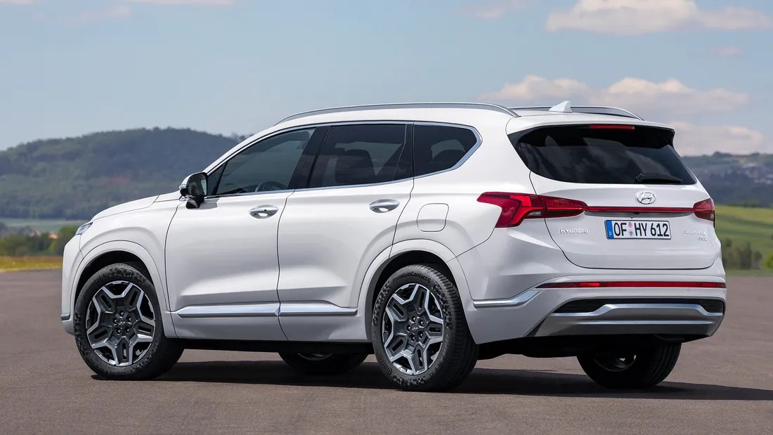 Find out how the 2020 hyundai santa fe is setting new standards with its combination of safety features, value and style. Hyundai Santa Fe 2021 Daten Bilder Preise Auto Motor Und Sport