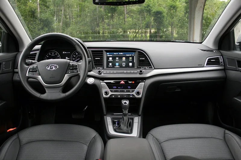 Hyundai elantra interior dimensions · head room (front/rear): 2017 Hyundai Elantra Limited Driven Top Speed