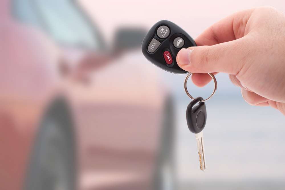 Getting a new car (or just new to you) can be exciting, but it also brings some pressure if you don’t have the funds to pay for the car outright — and most people don’t. How To Refinance A Car Loan