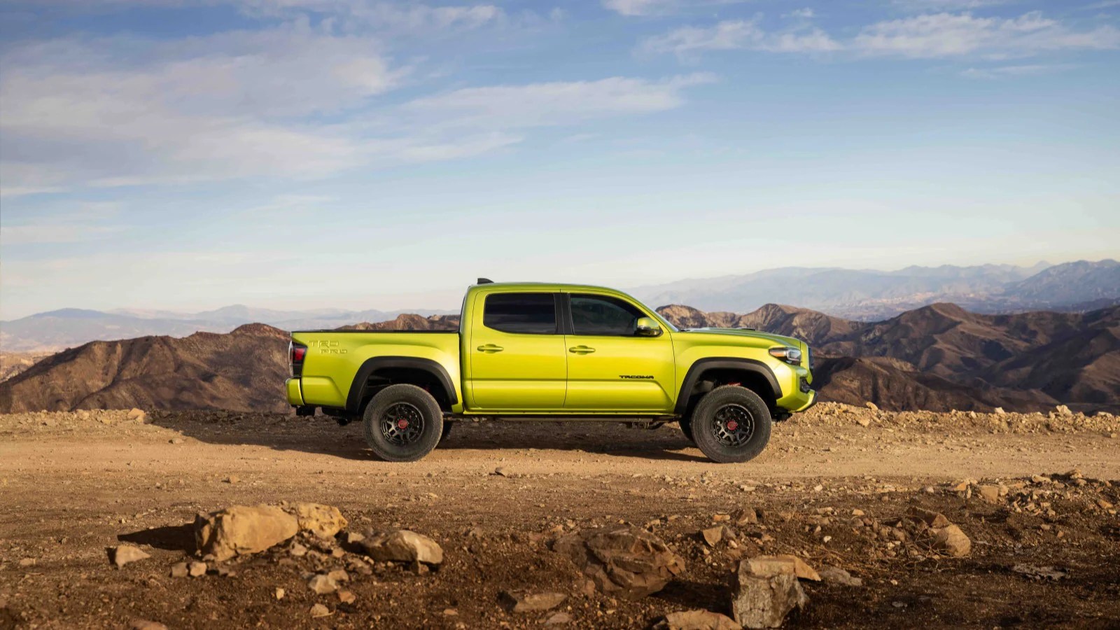Test drive the new toyota tacoma in eugene, or. Toyota Shows Off Two New Trail Ready Tacomas Kelley Blue Book